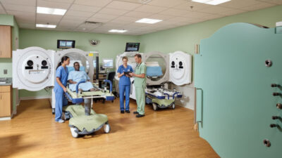 multiplace hyperbaric chamber in a clinic